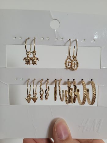 Lot de boucles d'oreilles