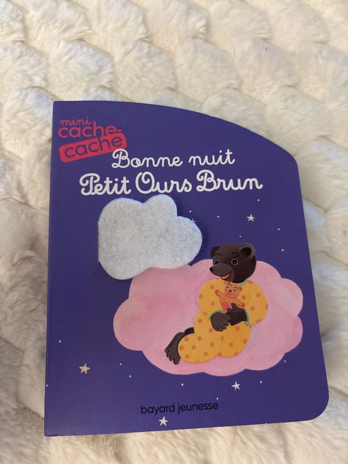 Livre bonne nuit petit ours brun