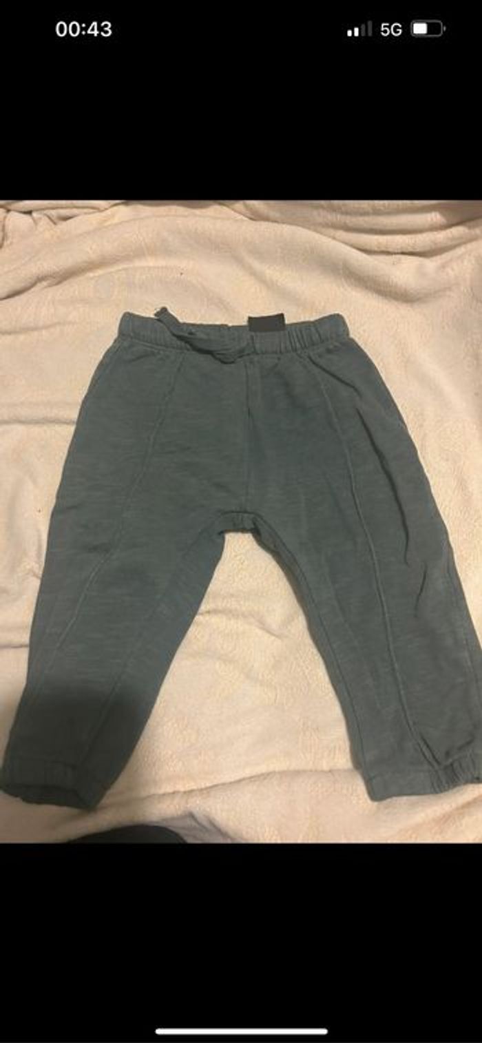 Lot pantalons - photo numéro 2