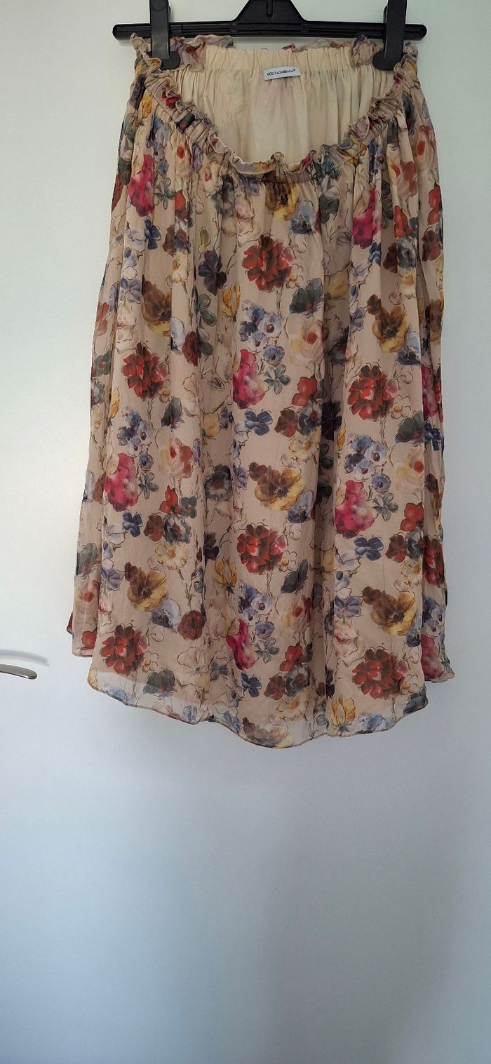 Jupe midi Dolce et Gabbana. - photo numéro 3