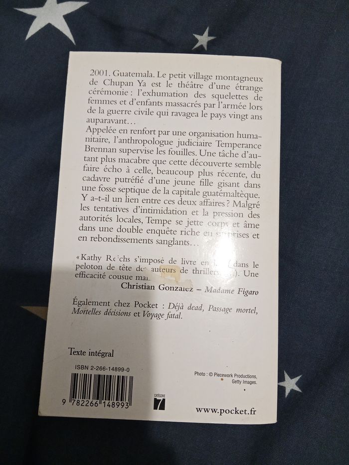 Livre (122) 📚 Secrets d'outre-tombe - photo numéro 2