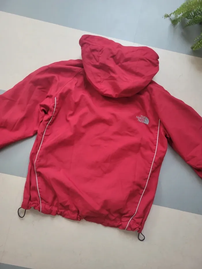 Veste imperméable coupe vent the north face rouge bandes blanches S - photo numéro 3