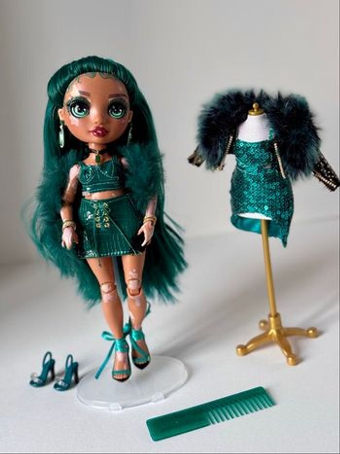 Jewel Rainbow High - photo numéro 3