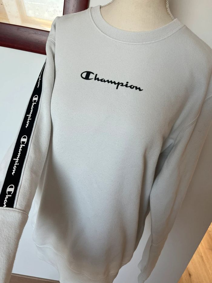 Sweat champion blanc