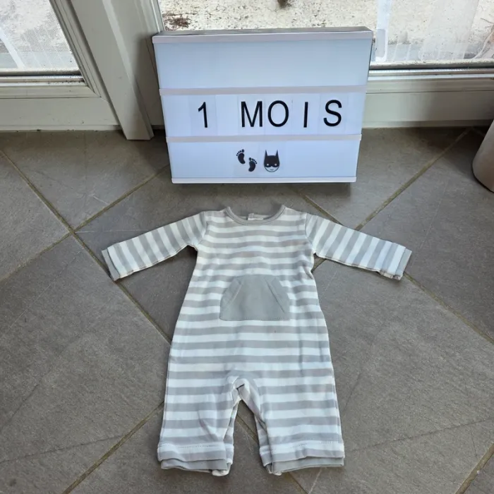 Lot vêtements 0 / 1 mois - photo numéro 18