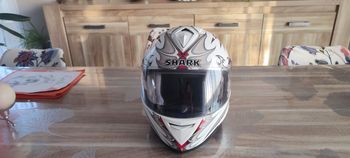 Casque moto shark homme taille L modèle S650