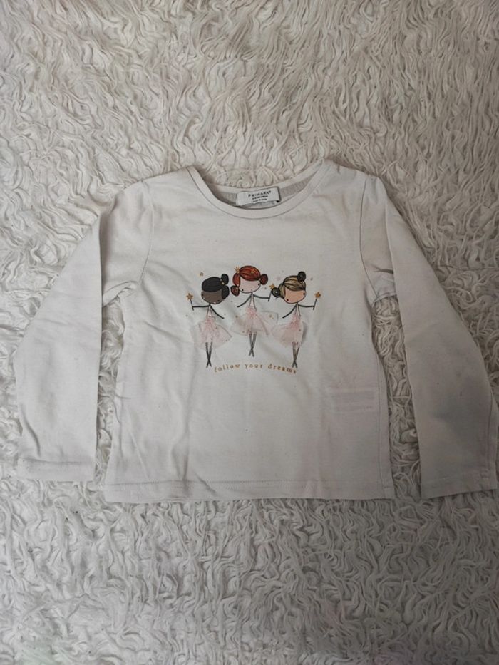 T-shirt manches longues taille 4/5 ans - photo numéro 6