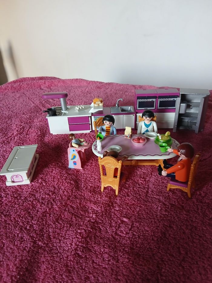 Cuisine playmobil  et ses accessoires - photo numéro 5