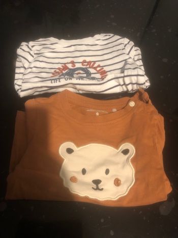 Haut long blanc et marron 9 mois 