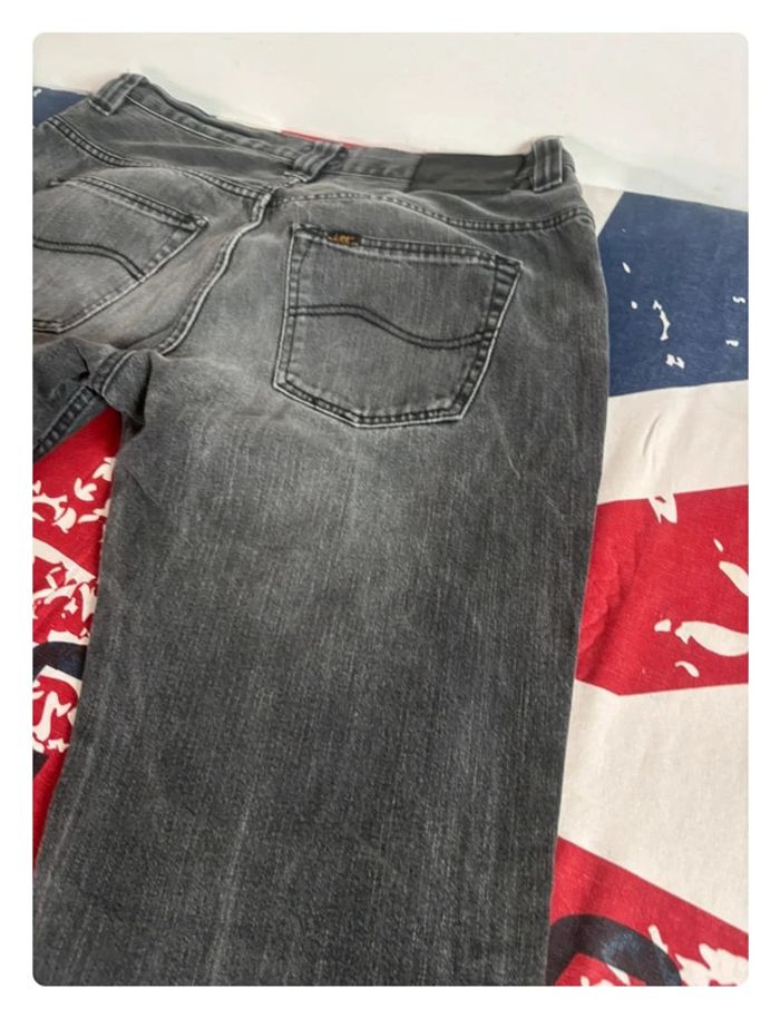 Jeans Lee gris taille 44 coupe droite patte large - photo numéro 14