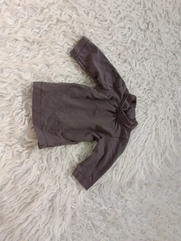 Sous pull 1 mois