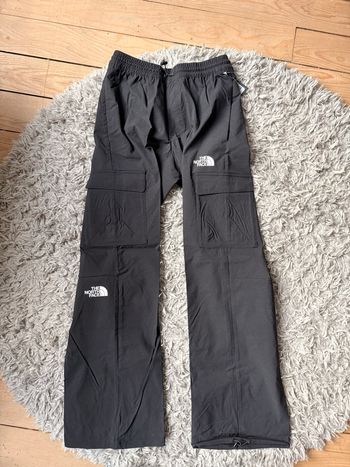 Pantalon Cargo The North Face Noir Taille S – High Waist / Outdoor / Streetwear