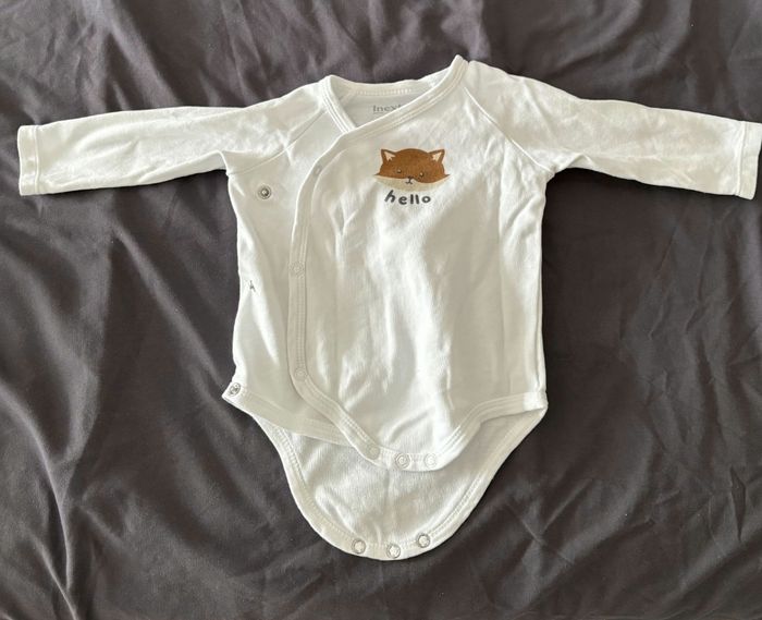 7 bodys taille 6 mois - photo numéro 4