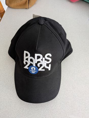 Casquette noire JO paris 2024 neuve