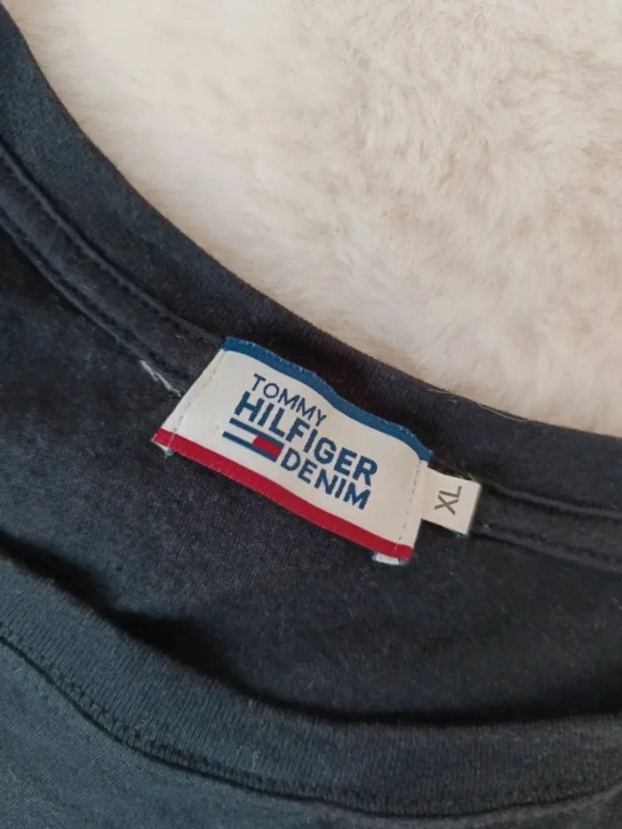 T-shirt noir Tommy Hilfiger Denim – Logo brodé – Taille XL – Coupe sans couture latérale - photo numéro 2