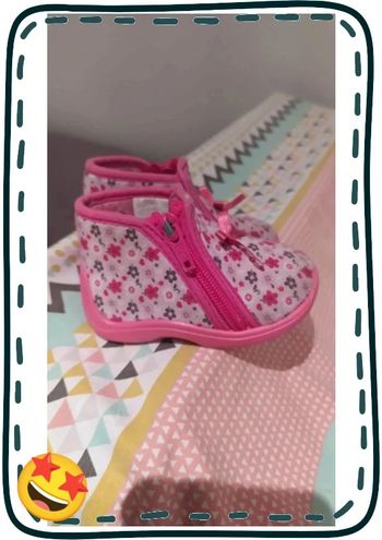 Chaussons montants taille 18