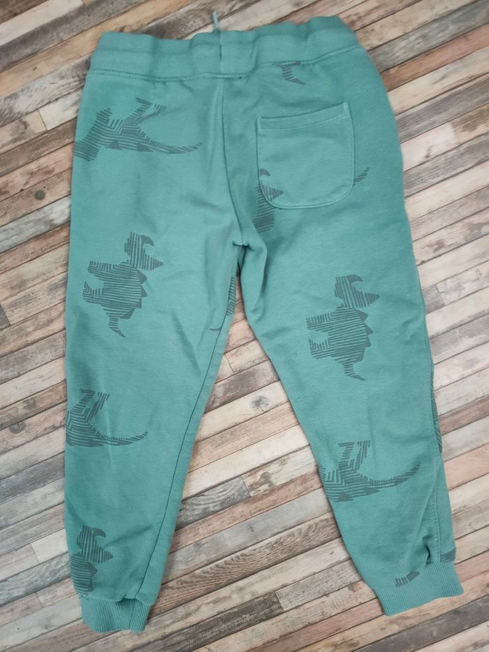 Ensemble de sport Okaïdi taille 5 ans - photo numéro 5