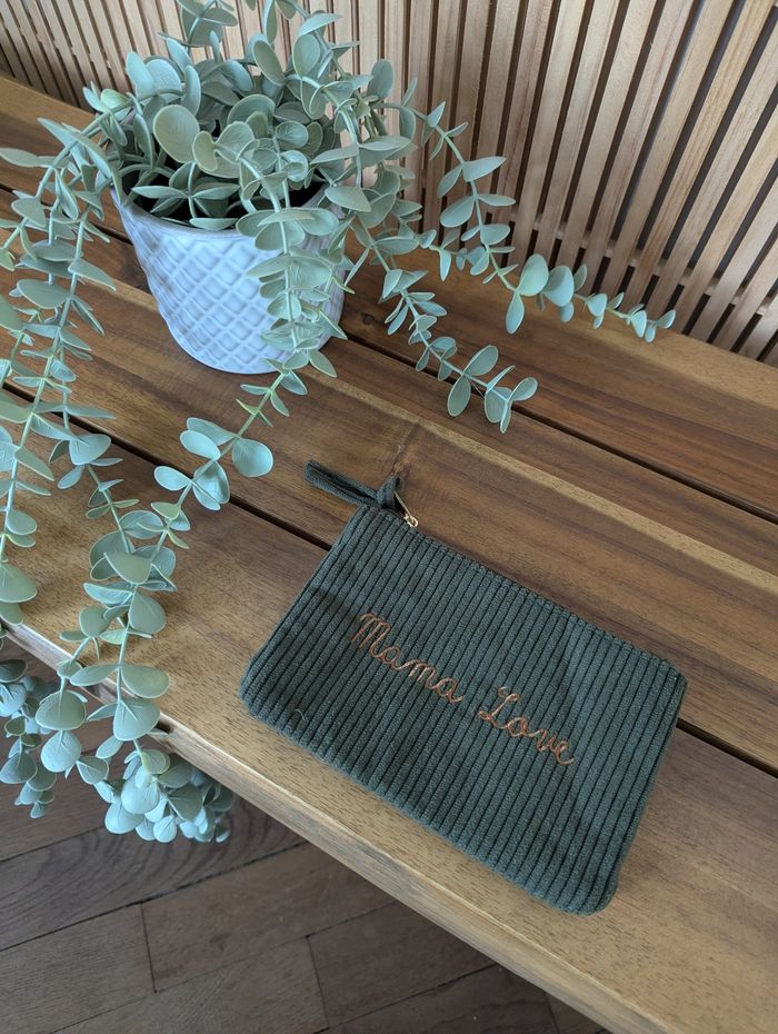 Pochette velours kaki/camel Mama love