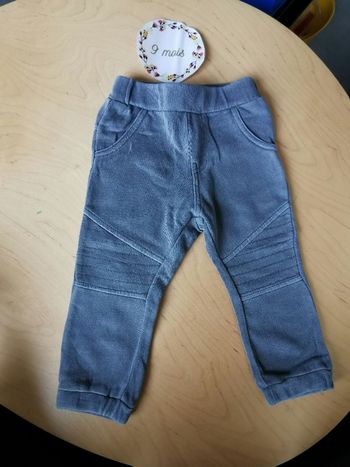 Pantalon gris de jogging bébé garçon 9mois kiabi tbe