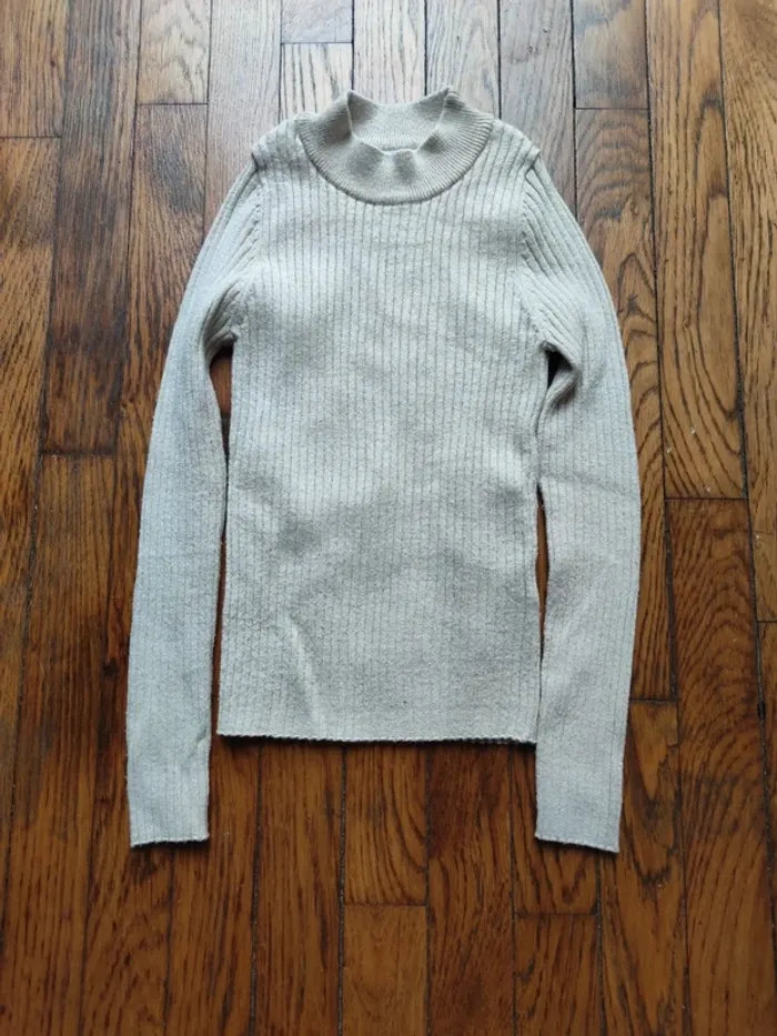 Pull  fille 7/8 ans - photo numéro 2