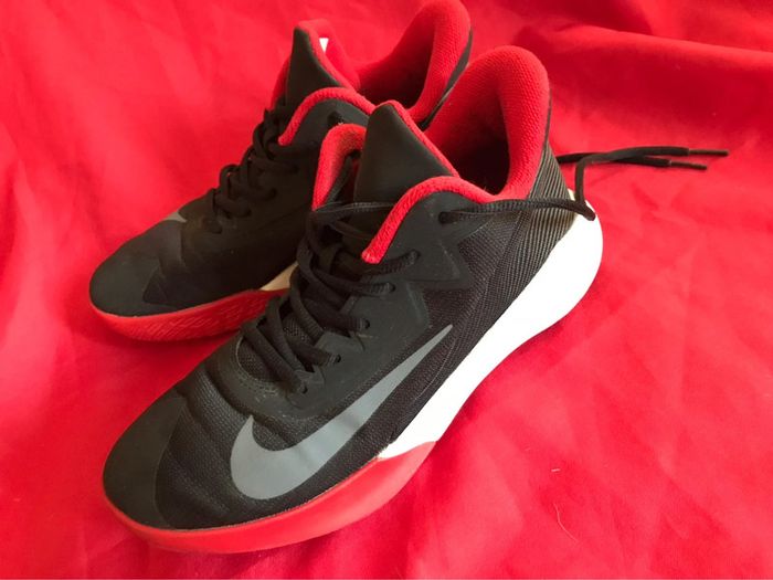 Baskets Nike précision 4 noir et rouge université taille 39 - photo numéro 16