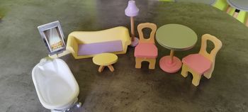 Meubles pour maison de poupée en bois