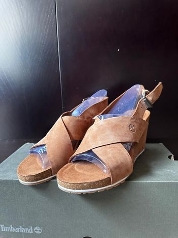 Sandales