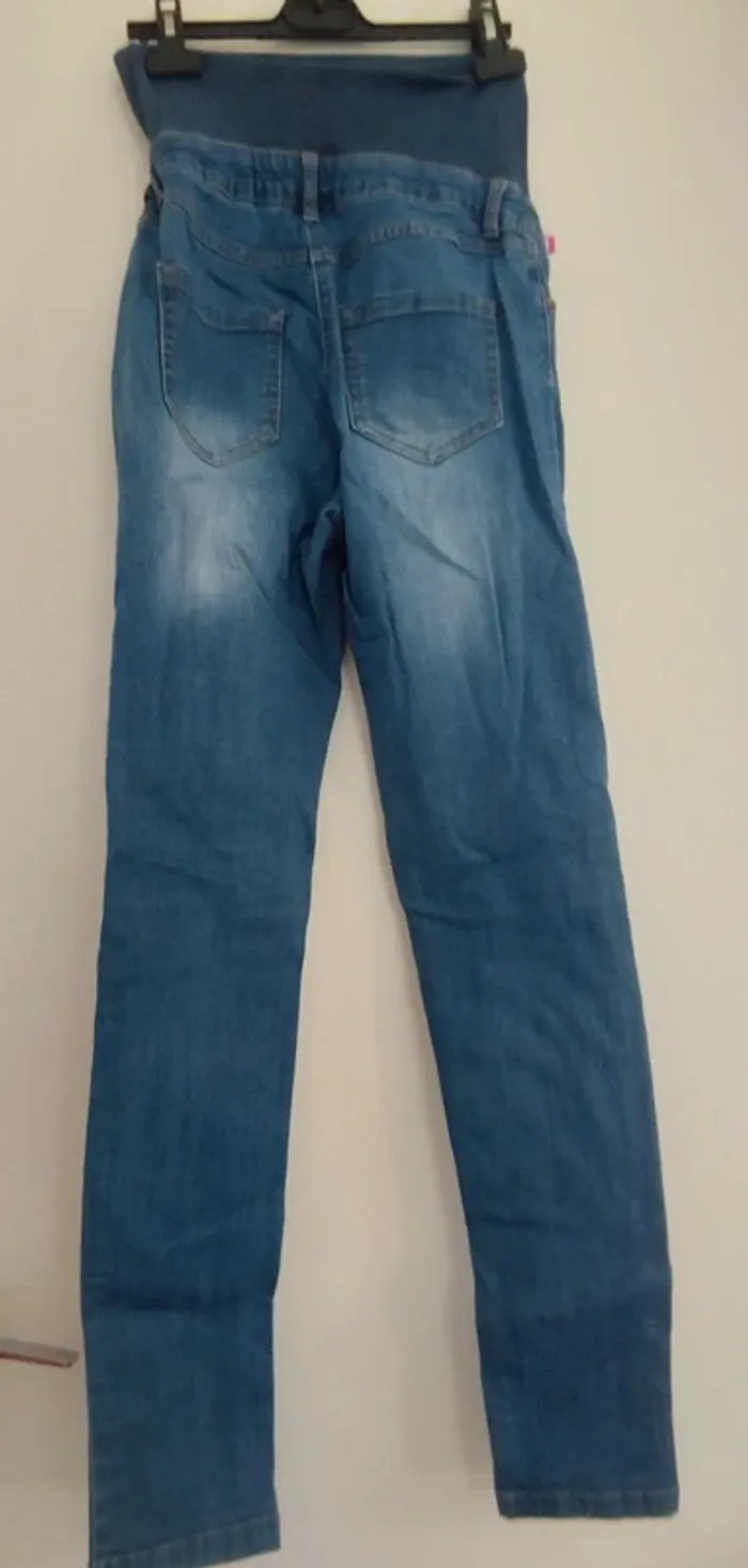 Jean de grossesse 36 - photo numéro 2