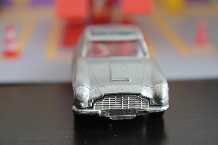 Corgi Aston Martin DB6 - photo numéro 8