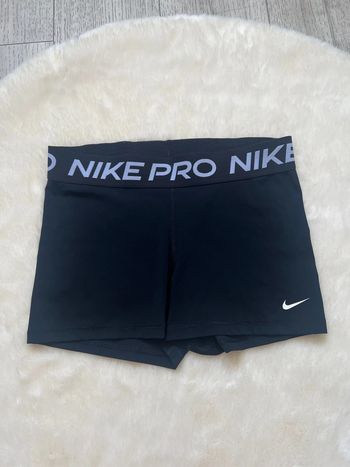 Short Nike pro