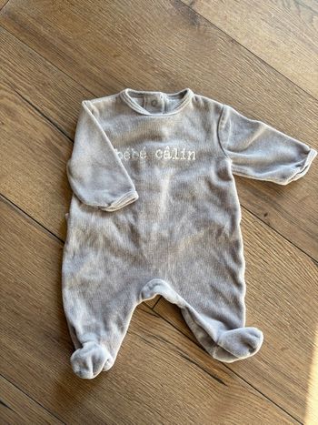 Lot de pyjamas velours 1 mois