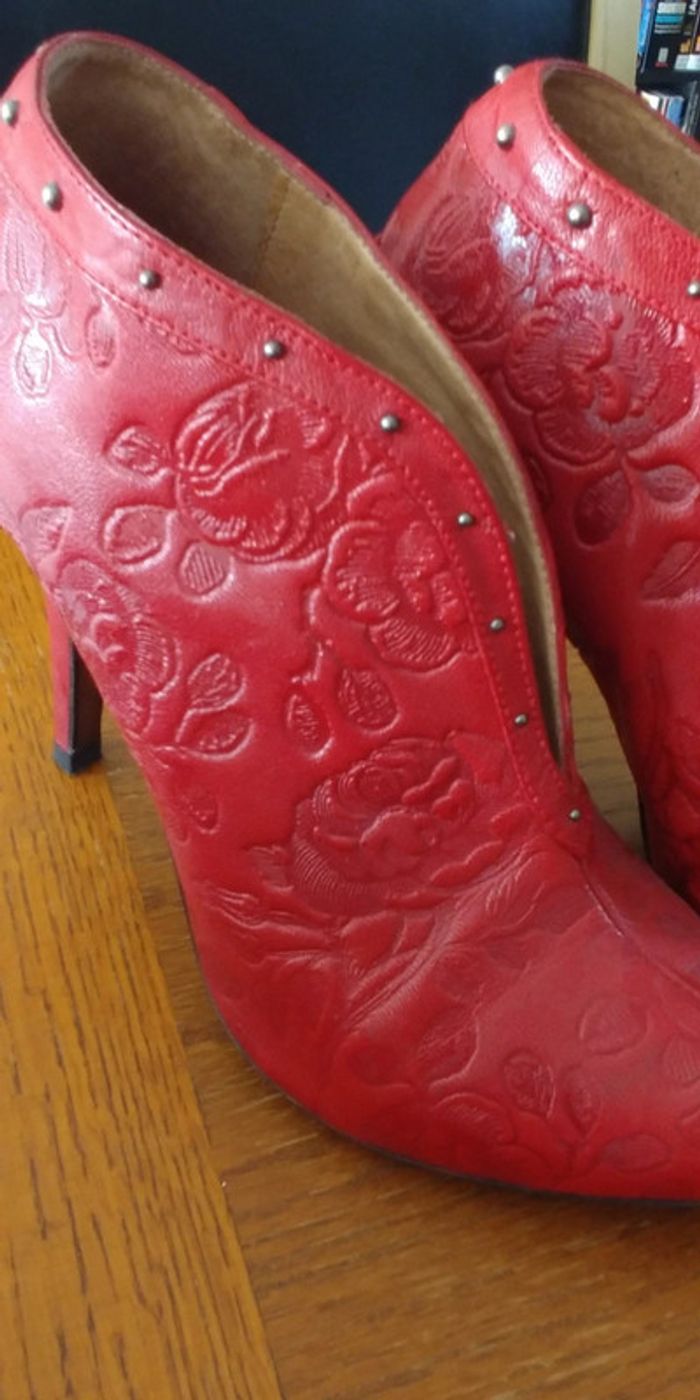 Magnifiques bottines Diesel en cuir rouge