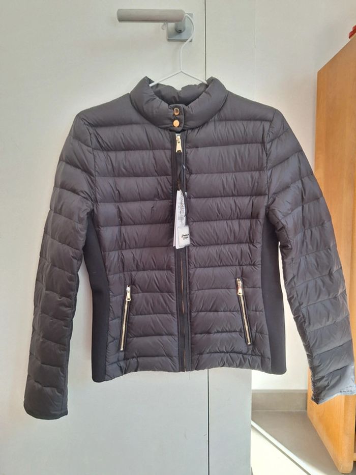 Veste noire doudoune en plumes Zara - photo numéro 4