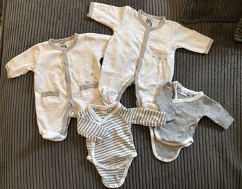 Lots vêtements prématurés 