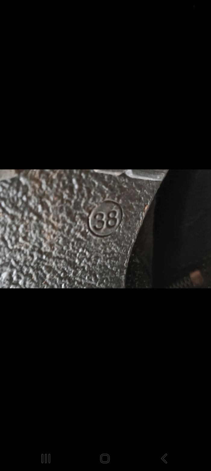 Bottines noires cuir nubuck Requins - photo numéro 5