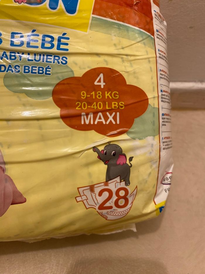 Couches Patapon  Taille 4  9 - 18 kilos  28 couches dans le paquet  4€ le paquet ou 6€ les 2 - photo numéro 4