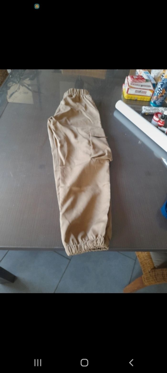 Pantalon cargo