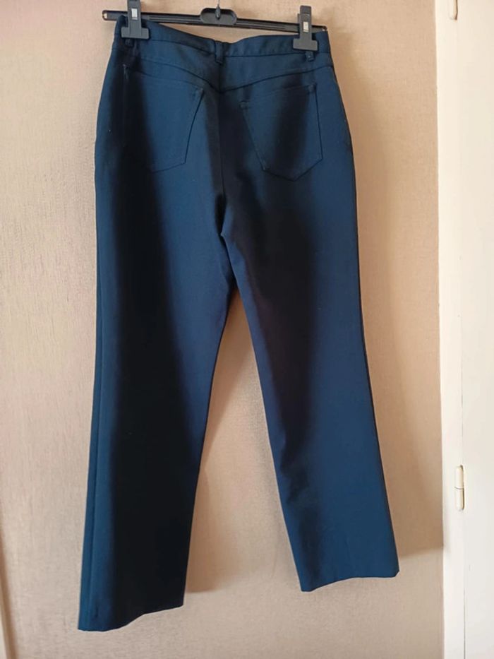 Pantalon femme. Marque Benetton. (D63) - photo numéro 5