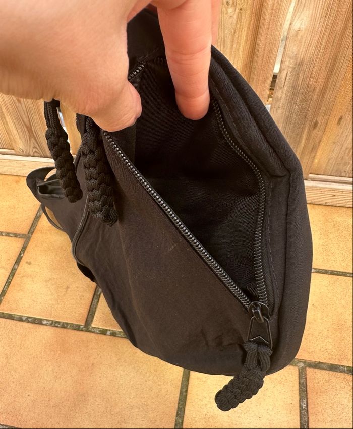 Sac à main en nylon noir - photo numéro 6