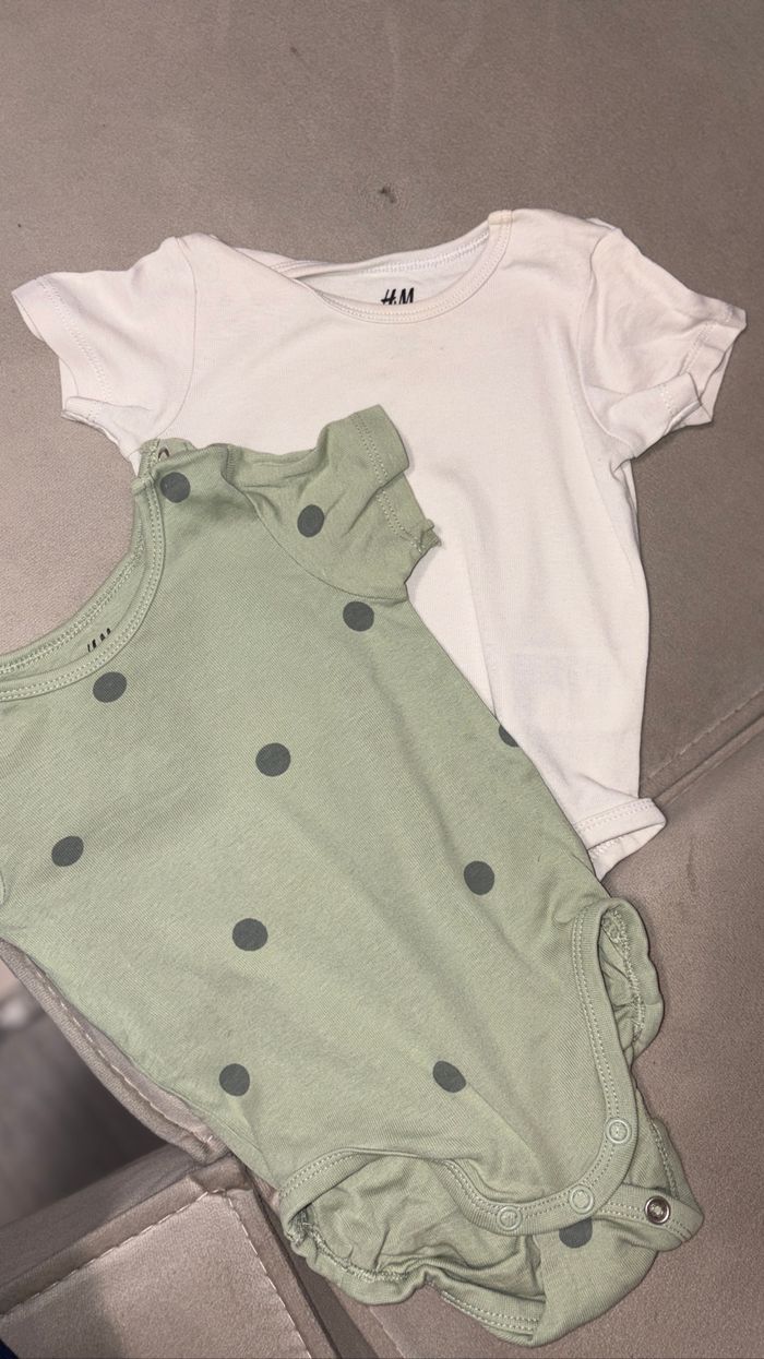 Lot de vêtements - photo numéro 5