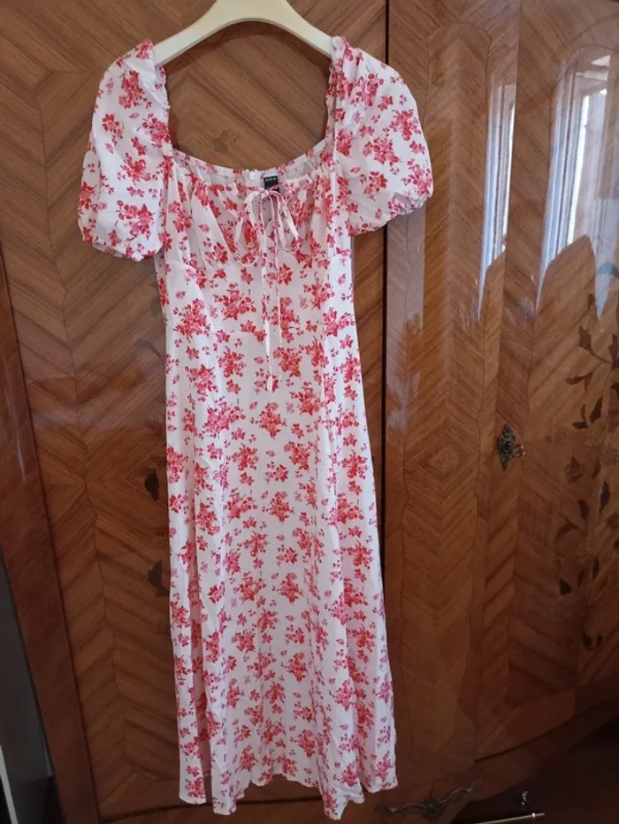 Jolie petite robe fleurie - T L - Shein