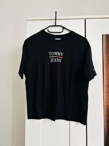 T-shirt noir à motifs Neuf Tommy Jeans Taille S