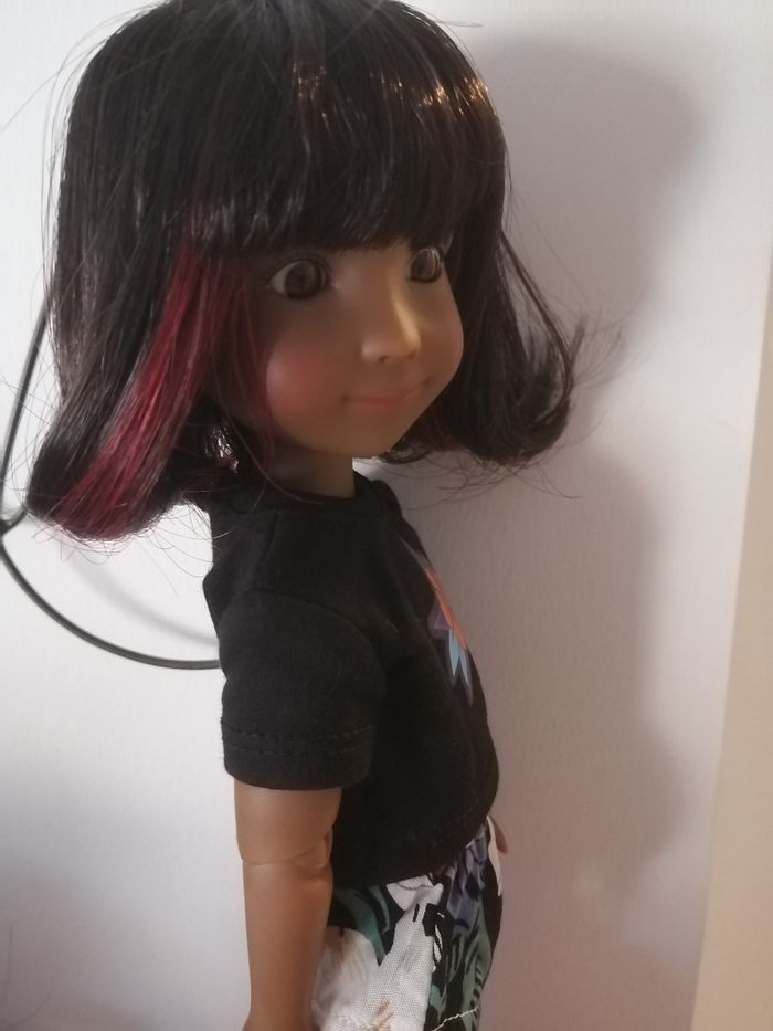 Siblies ruby red fashion friend