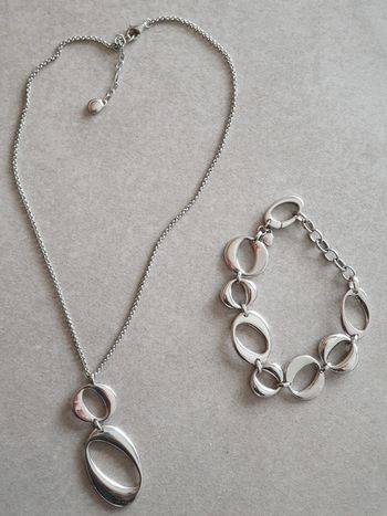 Parure bijoux marque m Fossil- bracelet et collier Acier inoxydable