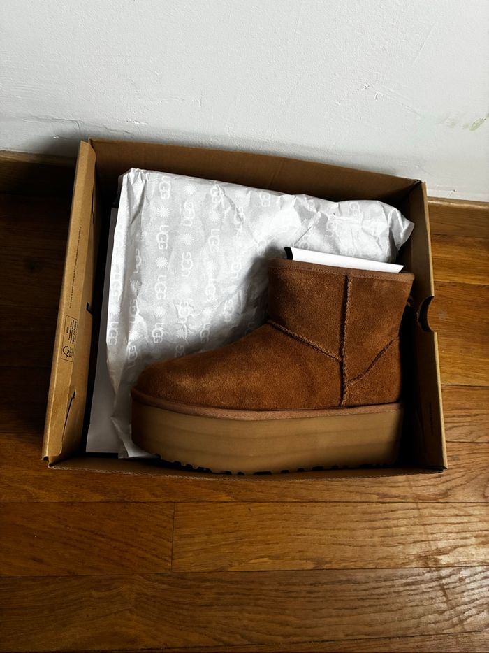 UGG Classic Ultra Mini Platform - photo numéro 10
