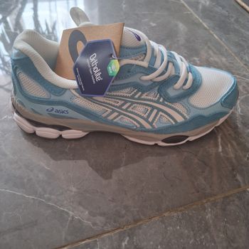 Asics bleu gel nyc