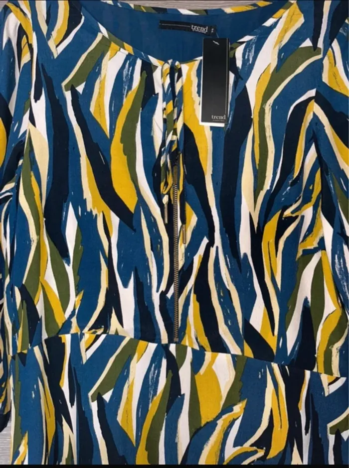 Robe longue imprimée neuf étiquette miss Captain Tortue trend 38 jaune vert bleu - photo numéro 3