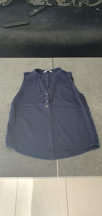 Haut sans manche en S