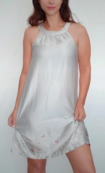 Nuisette satin argentée fleurie 38/40