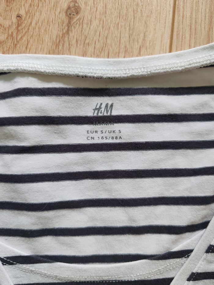Tee shirt manche courte taille S H&M 🌸 - photo numéro 3